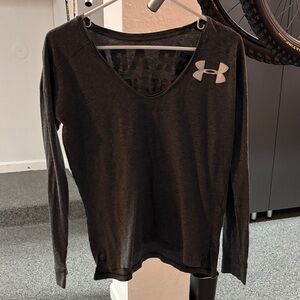 Under Armour Women's Charcoal Long Sleeve Tee